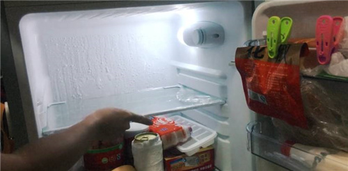 如何去冰箱里面的冰