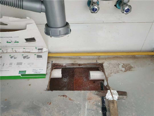卫生间水管漏水不砸砖怎么处理